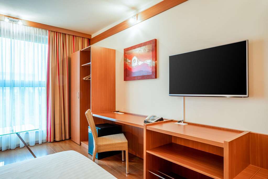 Plaza Premium Karlsruhe Hotel Quarto foto